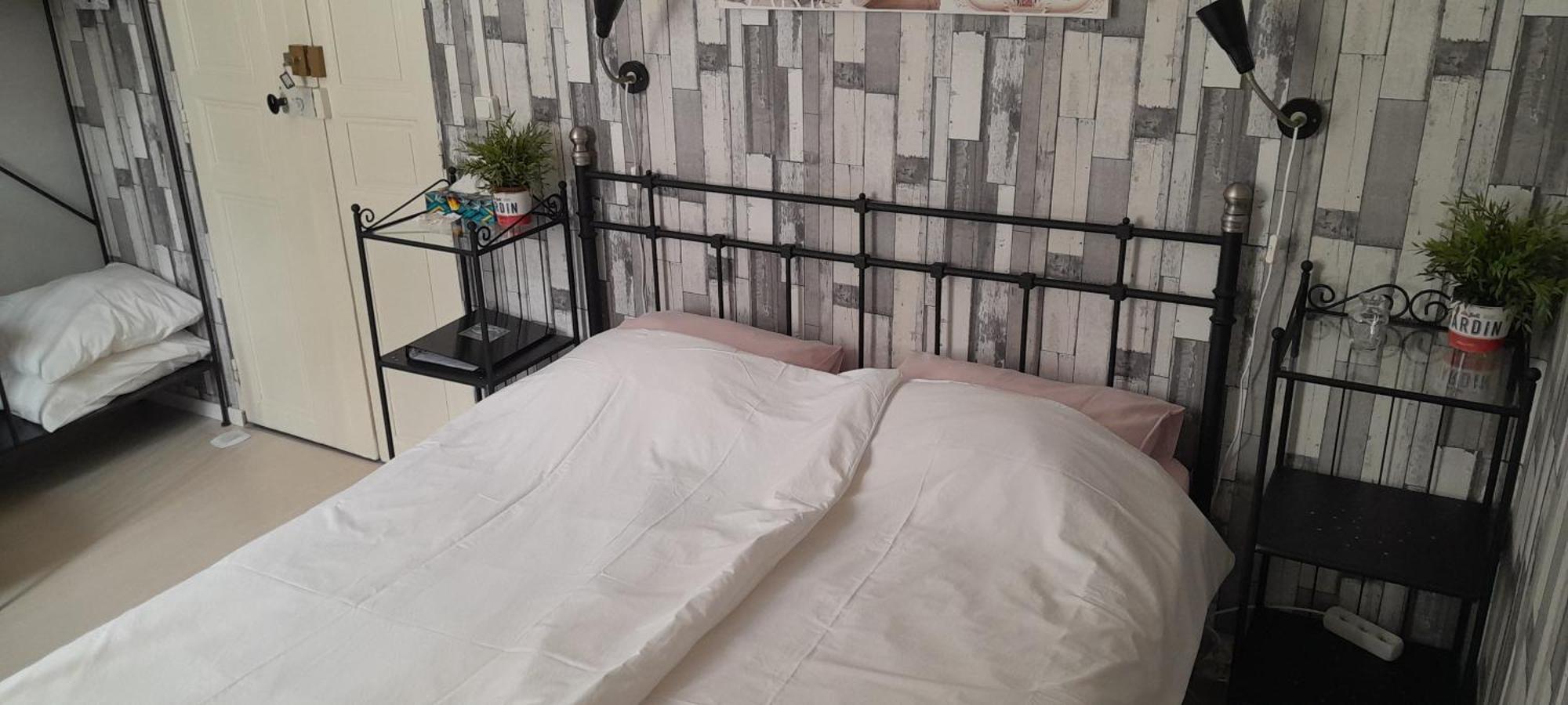 Sur La Bonnefooi Bed & Breakfast Prades-sur-Vernazobre Luaran gambar